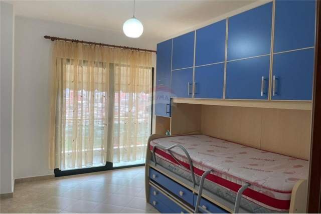 Tirane, jepet me qera apartament 2+1+A+BLK Kati 3, 80 m² 330 Euro (Besim Alla)