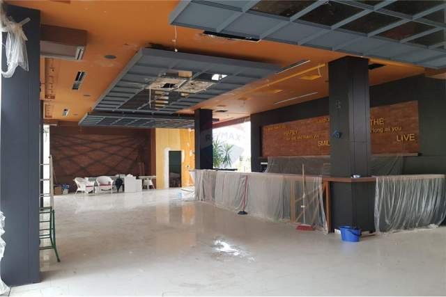 Tirane, jepet me qera ambjent biznesi Kati 0, 167 m² 2.000 Euro (Astir)