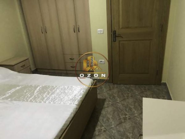Tirane, jepet me qera apartament 1+1+BLK Kati 5, 60 m² 400 Euro (ISH EKSPOZITA)