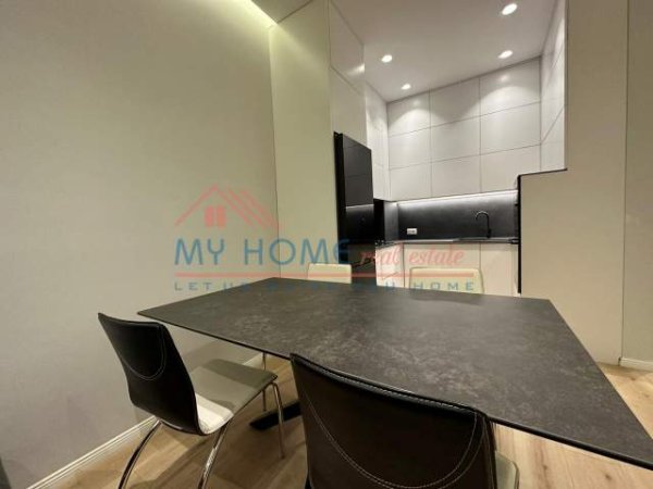 Tirane, jepet me qera apartament 1+1+BLK Kati 8, 74 m² 750 Euro (RRUGA E KAVAJES)