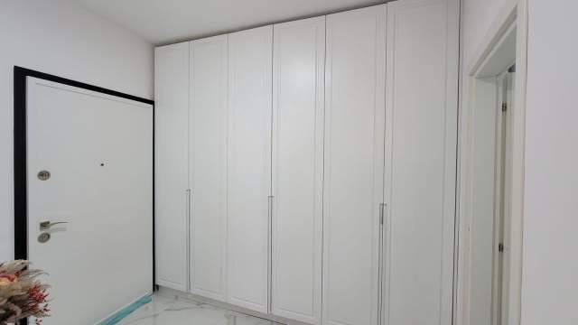 Tirane, jepet me qera apartament 1+1+BLK Kati 3, 80 m² 520 Euro (SELVIA)