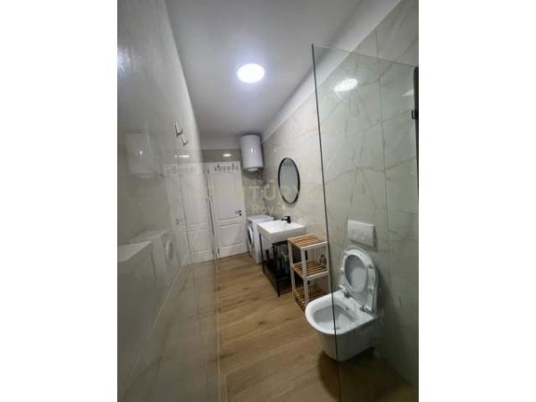 Tirane, jepet me qera apartament 1+1+BLK Kati 5, 55 m² 500 Euro (Bllok, Rruga "Sami Frasheri")