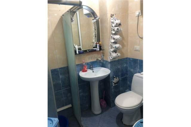 Tirane, shitet apartament 1+1 Kati 3, 74 m² 68.000 Euro (Terminali)