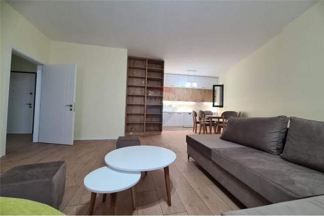 Tirane, jepet me qera apartament 2+1+A+BLK Kati 5, 119 m² 650 Euro (Rr. Kavajes)