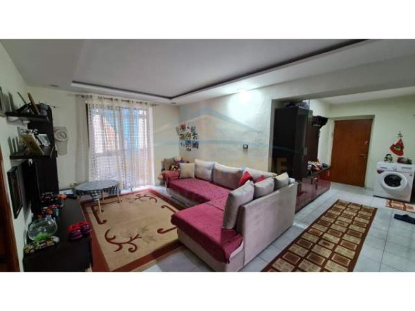 Tirane, shitet apartament 2+1 Kati 3, 97 m² 138.000 Euro (Xhamia e Tabakeve)