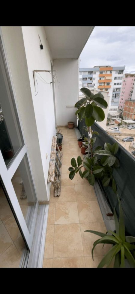 Tirane, jepet me qera apartament 2+1+BLK Kati 5, 90 m² 270 Euro (Thoma Koxhaj)