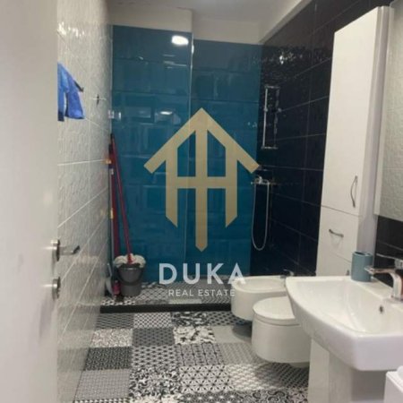 Tirane, jepet me qera apartament 1+1+BLK Kati 2, 65 m² 400 Euro (Ali Demi)