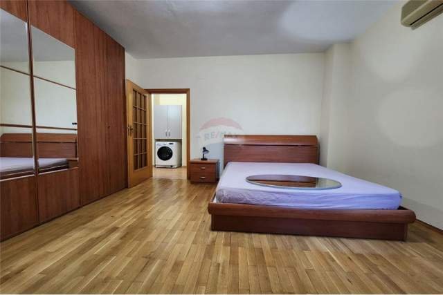 Tirane, jepet me qera apartament Kati 4, 90 m² 700 Euro (stadiumi air albania)