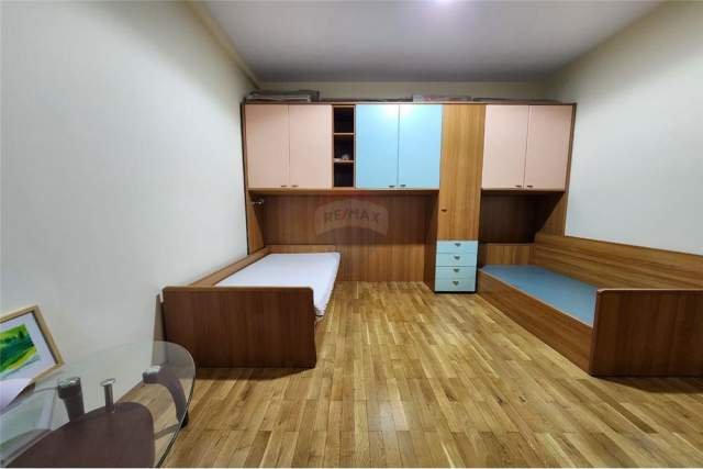 Tirane, jepet me qera apartament Kati 4, 90 m² 700 Euro (stadiumi air albania)