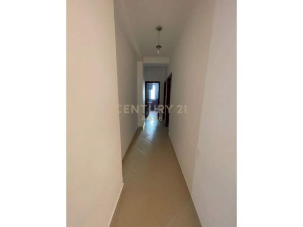 Tirane, shitet apartament 2+1+BLK Kati 2, 104 m² 105.000 Euro (Astir)