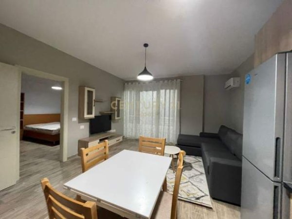 Tirane, jepet me qera apartament 1+1+BLK Kati 6, 69 m² 400 Euro (Rruga Bernard Bilota)