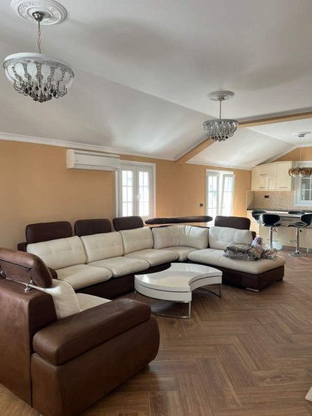 Tirane, jepet me qera 2+1+BLK Kati 3, 85 m² 650 Euro