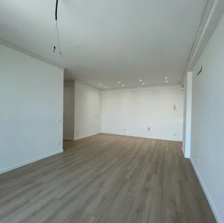 Tirane, jepet me qera apartament 2+1+Ballkon Kati 7, 100 m² 550 € (ASTIR TE Eglo)