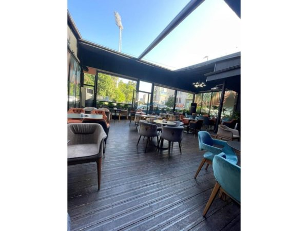 Tirane, shitet lokal Kati 0, 220 m² 40.000 € (Stadiumi Dinamo)