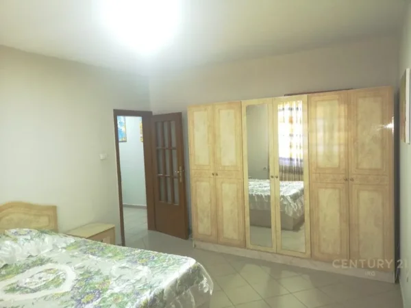 Tirane, shitet apartament Kati 3, 93 m² 150.000 € 