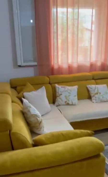 Tirane, jepet me qera shtepi 2+1 Kati 1, 100 m² 500 € (Kamez, prane Venatino 1)