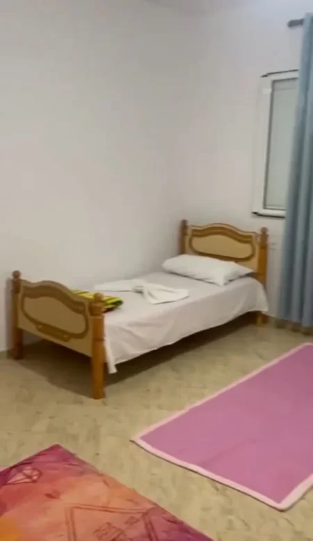 Tirane, jepet me qera shtepi 2+1 Kati 1, 100 m² 500 € (Kamez, prane Venatino 1)