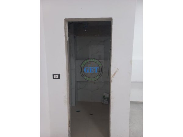 Durres, jap me qera ambjent biznesi Kati 0, 90 m² 600 € (Ish Rajoni i Policis, Durres)