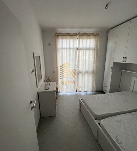 Tirane, jepet me qera apartament 1+1 Kati 7, 45 m² 420 € (Rruga Lluke Kacaj)