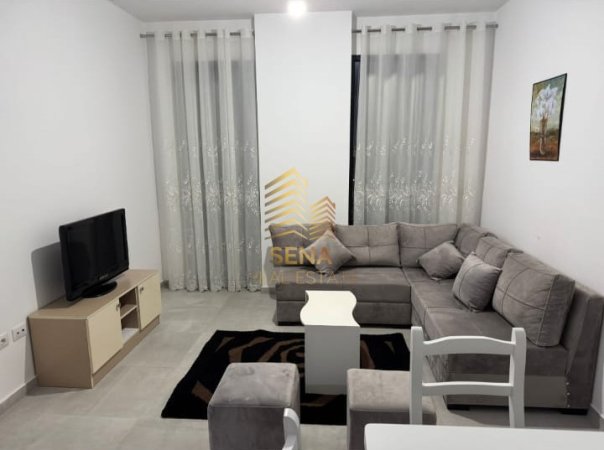 Tirane, jepet me qera apartament 1+1+Ballkon Kati 6, 60 m² 550 € (Rruga Kongresi i Manastirit)