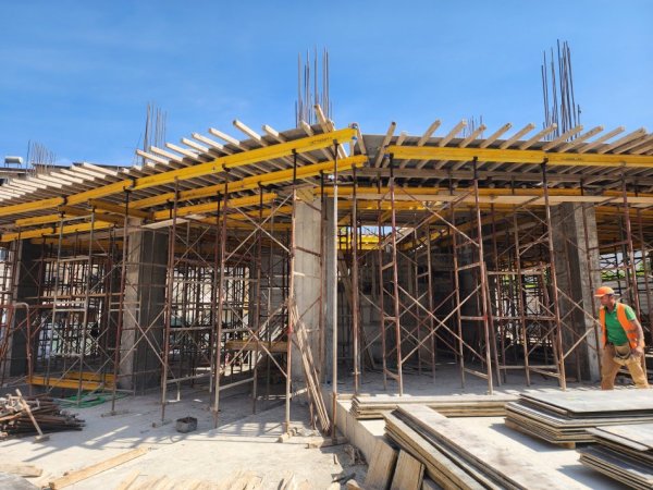 Tirane, shes apartament 2+1+Ballkon Kati 6, 107 m² (RRUGA MIHAL GRAMENO)