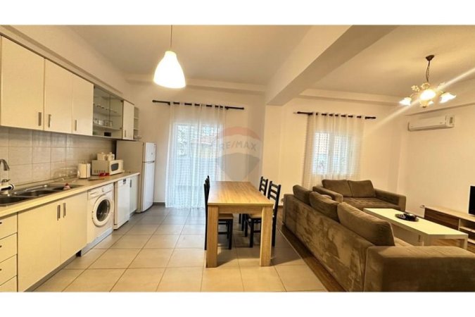 jepet me qera apartament 1+1, 500 euro