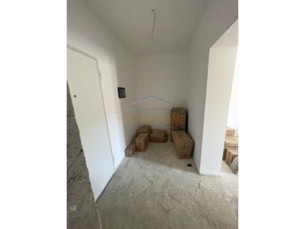 Durres, shitet apartament 2+1+Aneks+Ballkon Kati 5, 131 m² 300.000 € (Vollga, Durres)