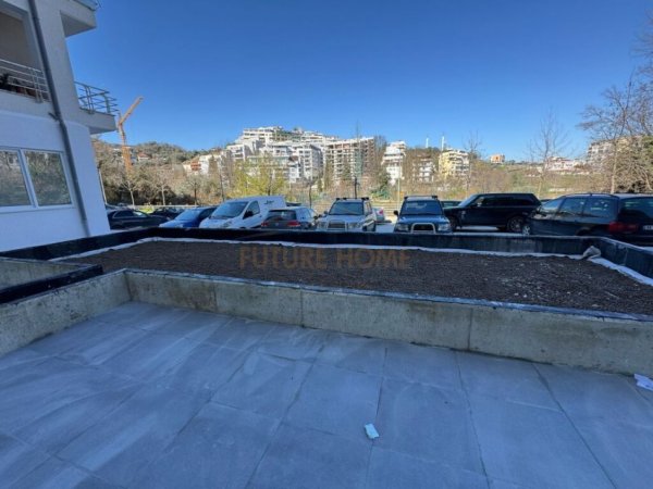 Tirane, shitet apartament 1+1+Ballkon Kati 0, 102 m² 125.000 € (Kopshti Zoologjik)