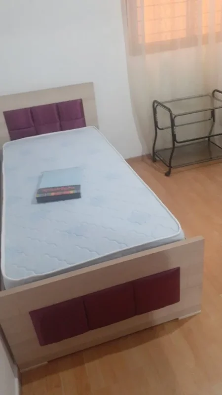 Tirane, jepet me qera apartament 2+1+Ballkon Kati 3, 89 m² 600 € (DON BOSKO)