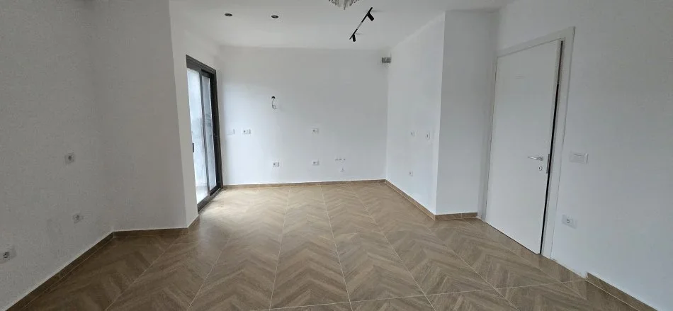 Shiten dy apartamente 1+1 në Kompleksin “Oasis” –    230,000 €