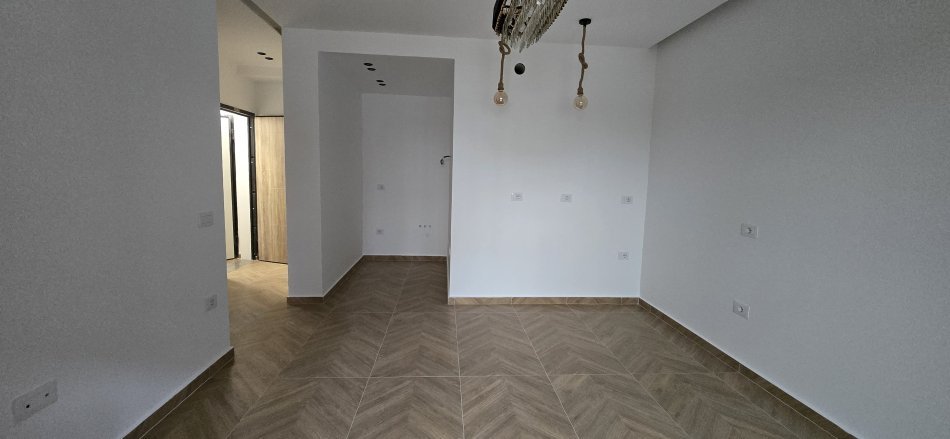 Shiten dy apartamente 1+1 në Kompleksin “Oasis” –    250,000 €