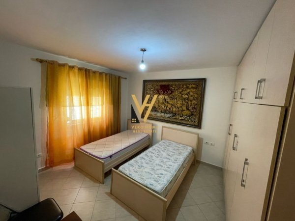 Tirane, jepet me qera apartament 2+1+Ballkon Kati 6, 75 m² 600 € (PAZARI I RI)