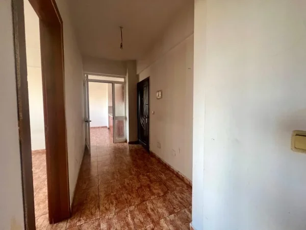 shitet 2+1+Ballkon Kati 5, 74 m² 100.000 €