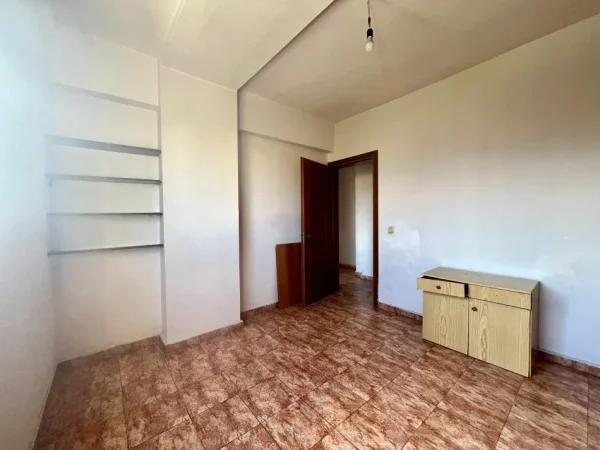 shitet 2+1+Ballkon Kati 5, 74 m² 100.000 €