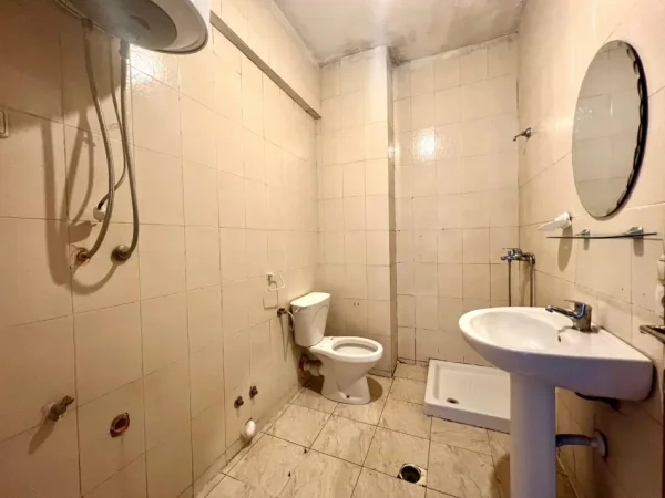 shitet 2+1+Ballkon Kati 5, 74 m² 100.000 €