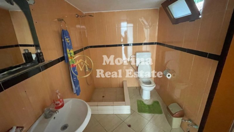 Tirane, jepet me qera shtepi 2+1 Kati 1, 85 m² 450 € (Porcelan- Rruga Leandro Zoto)