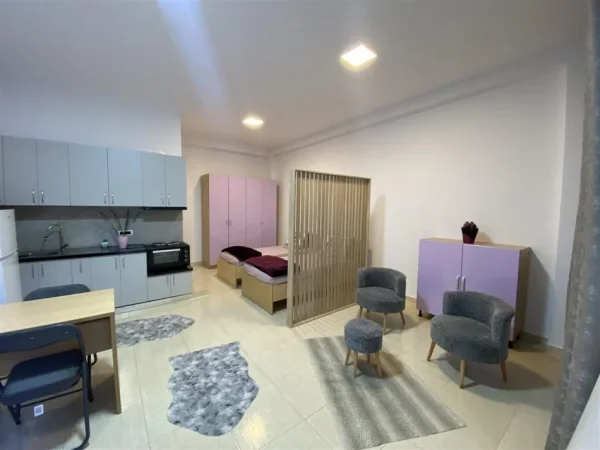 Tirane, jepet me qera garsonier Kati 1, 37 m² 35.000 € (KODRA E DIELLIT)