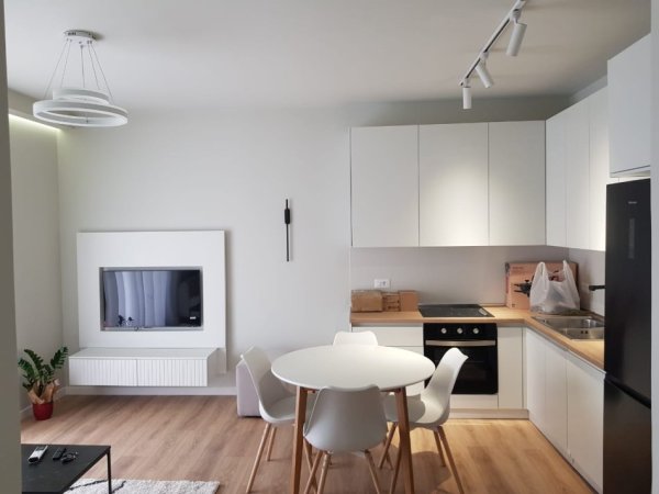 Jepet me Qira – Apartament 2+1+2 + Post Parkim  📍 Kodra e Diellit