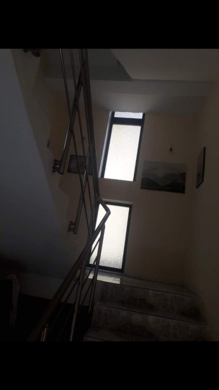 Tirane, jepet me qera shtepi 3 Katshe , 270 m² (Don Bosko Miftar Gerbolli)