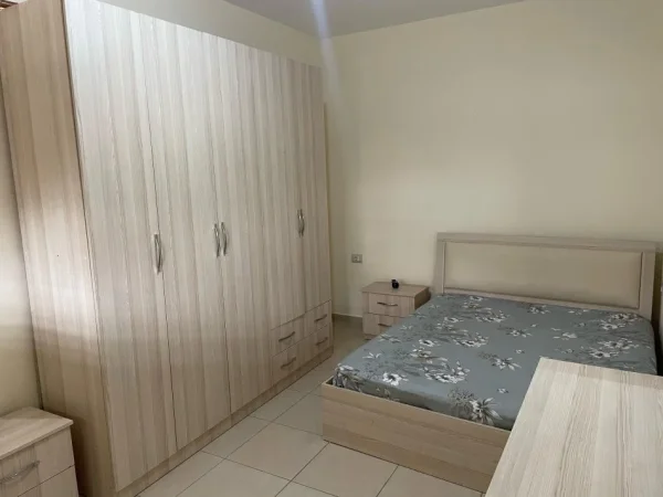 Vlore, apartament ne plazh JEPET ME QERA DITORE APARTAMENT NE LUNGOMARE