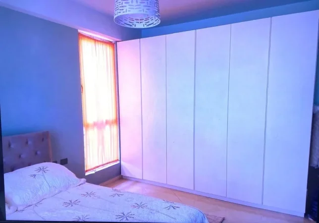 Tirane, jepet me qera apartament 2+1+Ballkon Kati 6, 100 m² 450 €