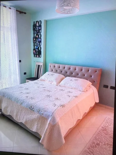 Tirane, jepet me qera apartament 2+1+Ballkon Kati 6, 100 m² 450 €