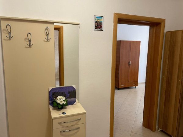 Vlore, apartament ne plazh JEPET ME QERA DITORE APARTAMENT NE LUNGOMARE