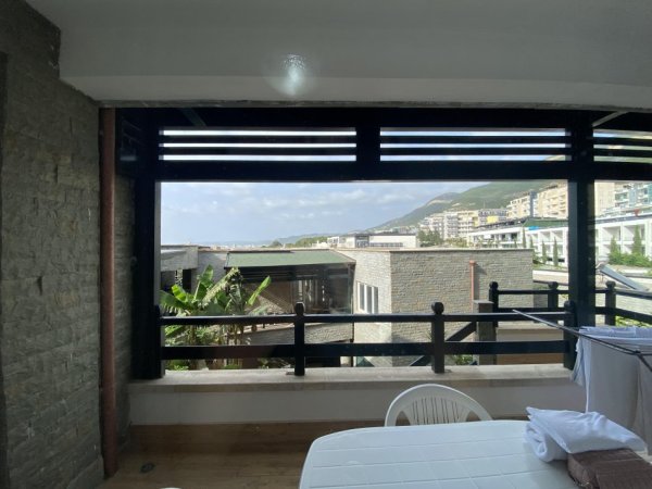 Vlore, apartament ne plazh JEPET ME QERA TE KOMPLEKSI AQUAMARINE