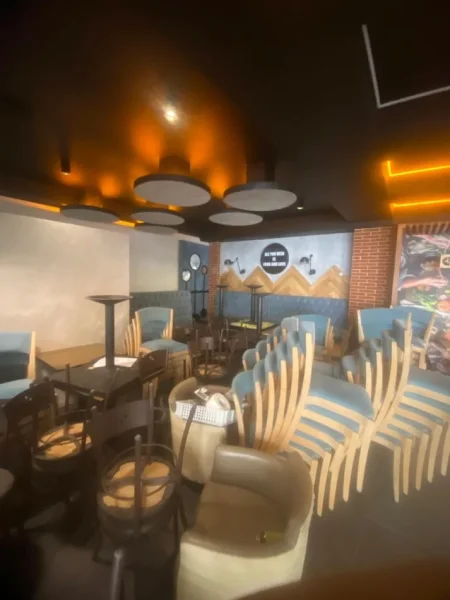 Tirane, jepet me qera ambjent biznesi Kati 0, 100 m² 1.500 € (laprake)