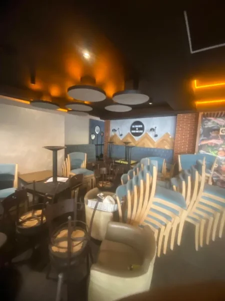 Tirane, jepet me qera ambjent biznesi Kati 0, 100 m² 1.500 € (laprake)