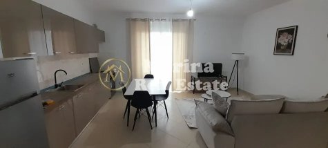 Tirane, jepet me qera apartament 2+1 Kati 3, 125 m² 400 € (Kompleksi Tom Doshi)