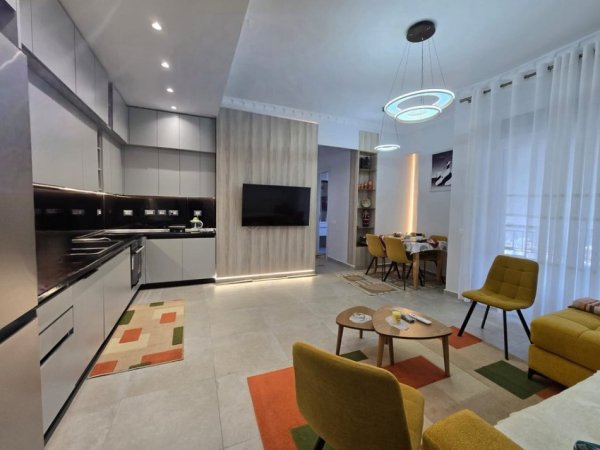 Tirane, jepet me qera apartament 2+1 Kati 8, 109 m² 1.501 € (Mine Peza)