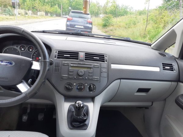 Tirane, shes makine Ford C Max Nafte, gri metalizato manuale Kondicioner 233.000 km/ 2.100 €