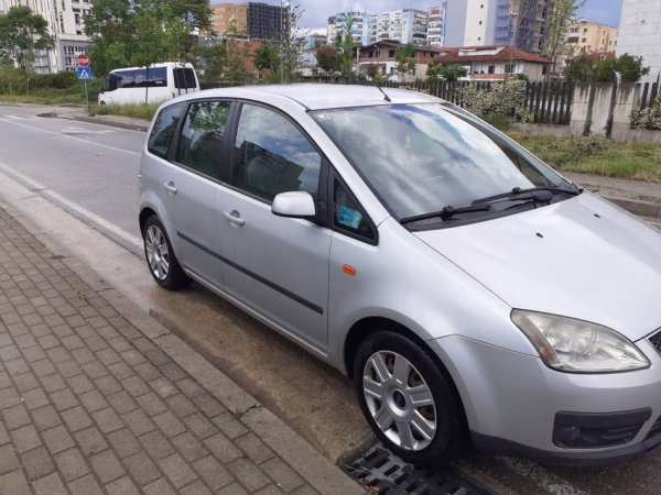 Tirane, shes makine Ford C Max Nafte, gri metalizato manuale Kondicioner 233.000 km/ 2.100 €
